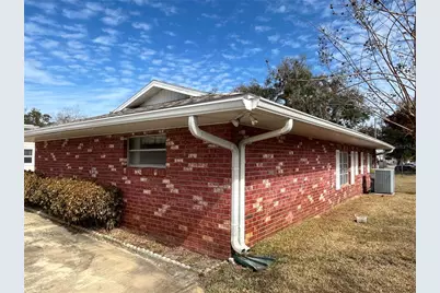 2004 S Riverside Drive, Edgewater, FL 32141 - Photo 3