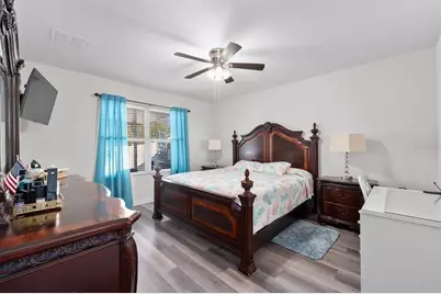 8210 Harwich Port Lane, Gibsonton, FL 33534 - Photo 17