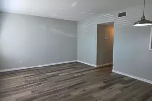 2043 Denmark St, Clearwater, FL 33763 - Photo 7