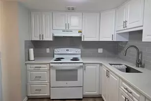 2043 Denmark St, Clearwater, FL 33763 - Photo 15