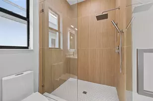 4527 26th Ave S, Saint Petersburg, FL 33711 - Photo 37