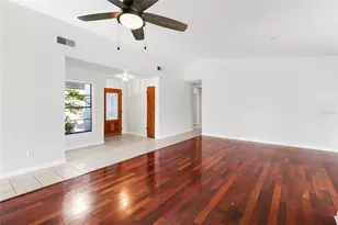 15717 Pennington Rd, Tampa, FL 33624 - Photo 7