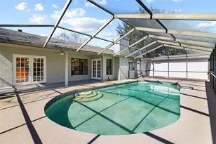 15717 Pennington Rd, Tampa, FL 33624 - Photo 35