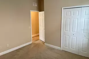 15604 Hampton Village Dr, Tampa, FL 33618 - Photo 25