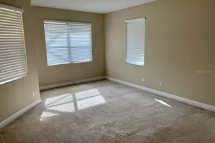 15604 Hampton Village Dr, Tampa, FL 33618 - Photo 13