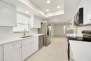 3569 Oak Lake Dr, Palm Harbor, FL 34684 - Photo 5