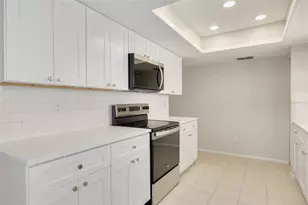 3569 Oak Lake Dr, Palm Harbor, FL 34684 - Photo 3