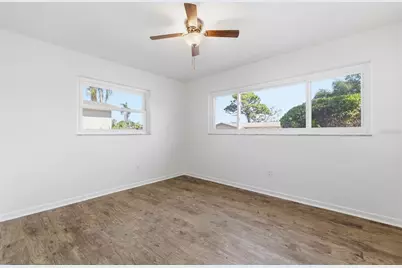 1344 62nd Place S, Saint Petersburg, FL 33705 - Photo 25