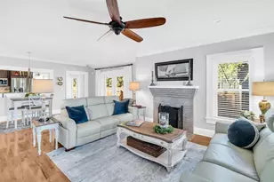 903 E McBerry St, Tampa, FL 33603 - Photo 5