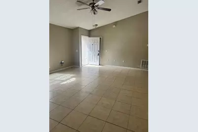 1045 Brenton Leaf Drive, Ruskin, FL 33570 - Photo 7