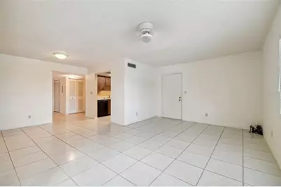 645 N Keene Road #R12, Clearwater, FL 33755 - Photo 7