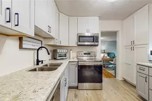 5550 Kelly Dr N, Saint Petersburg, FL 33703 - Photo 5