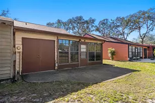 35077 Whispering Oaks Blvd, Dade City, FL 33523 - Photo 11