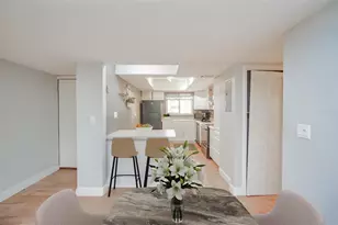 760 S Village Dr N, Saint Petersburg, FL 33716 - Photo 3