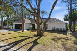 4346 Marine Pkwy, New Port Richey, FL 34652 - Photo 7