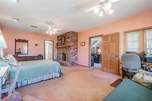 701 Duque Rd, Lutz, FL 33549 - Photo 19