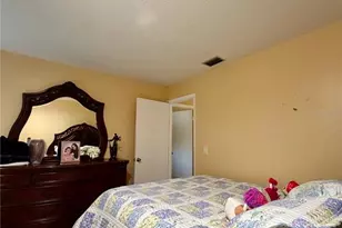 8026 Jackson Springs Rd, Tampa, FL 33615 - Photo 23