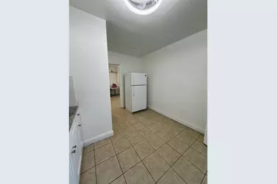8026 Jackson Springs Road, Tampa, FL 33615 - Photo 27