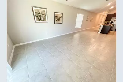 7104 Amelia Cove Court, Sun City Center, FL 33573 - Photo 9