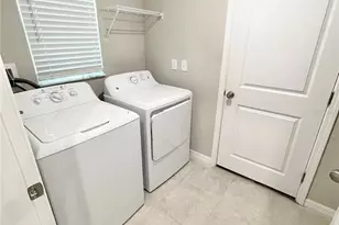 7104 Amelia Cove Ct, Sun City Center, FL 33573 - Photo 25