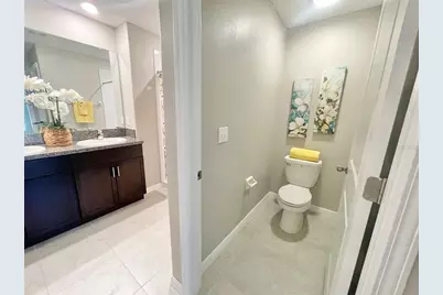 7104 Amelia Cove Court, Sun City Center, FL 33573 - Photo 19