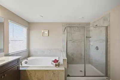 2909 Ivory Bluff Court, Zephyrhills, FL 33540 - Photo 25