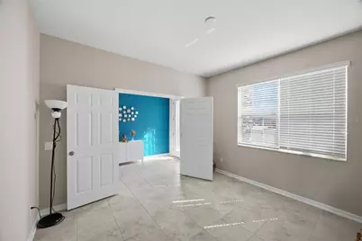 2909 Ivory Bluff Court, Zephyrhills, FL 33540 - Photo 5