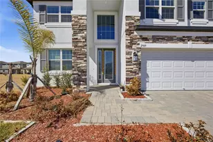 2909 Ivory Bluff Ct, Zephyrhills, FL 33540 - Photo 3