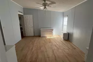 11300 124th Ave, Largo, FL 33778 - Photo 15