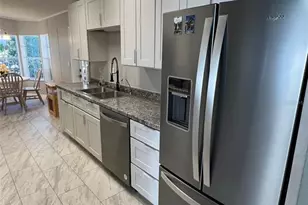 11300 124th Ave, Largo, FL 33778 - Photo 9