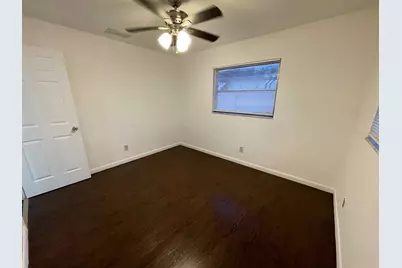 471 Keene Park Drive E, Largo, FL 33771 - Photo 13