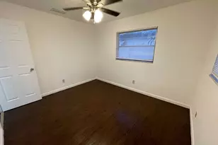 471 Keene Park Dr E, Largo, FL 33771 - Photo 13