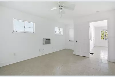 7960 Boca Ciega Drive, Saint Pete Beach, FL 33706 - Photo 15