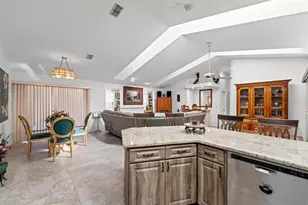 2501 E Diana St, Tampa, FL 33610 - Photo 9