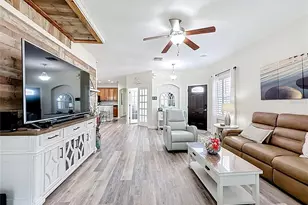 7526 Surrey Pines Dr, Apollo Beach, FL 33572 - Photo 11