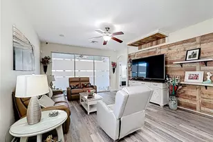 7526 Surrey Pines Dr, Apollo Beach, FL 33572 - Photo 9