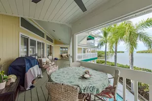 600 Soundview Dr, Palm Harbor, FL 34683 - Photo 17