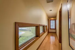 600 Soundview Dr, Palm Harbor, FL 34683 - Photo 29
