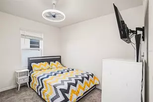 3716 Sunflower Fld Pl, Plant City, FL 33565 - Photo 19