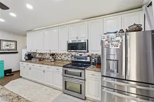 1925 Dockside Dr, Valrico, FL 33594 - Photo 15