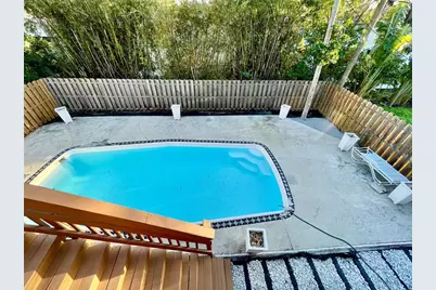 1726 Nevada Avenue NE, Saint Petersburg, FL 33703 - Photo 15