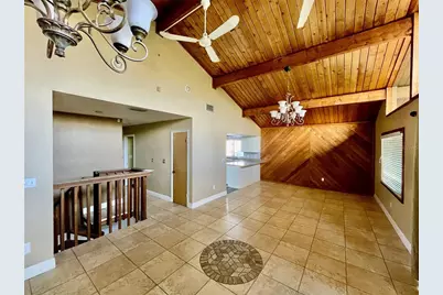 1726 Nevada Avenue NE, Saint Petersburg, FL 33703 - Photo 5