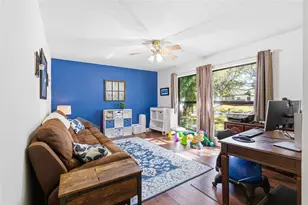 847 Hillside Dr, Palm Harbor, FL 34683 - Photo 13