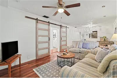 6305 S Macdill Avenue, Tampa, FL 33611 - Photo 9