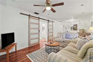 6305 S MacDill Ave, Tampa, FL 33611 - Photo 9