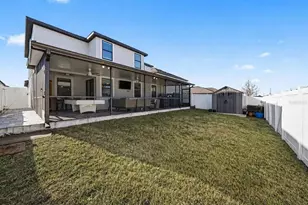 12530 Ballentrae Forest Dr, Riverview, FL 33579 - Photo 7