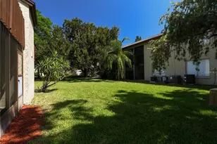 4215 E Bay Dr, Clearwater, FL 33764 - Photo 19