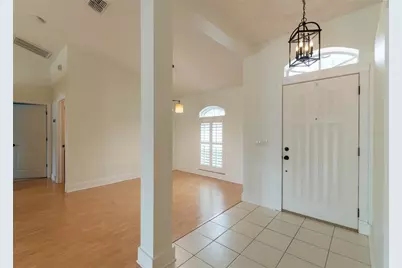 14833 Redcliff Drive, Tampa, FL 33625 - Photo 5