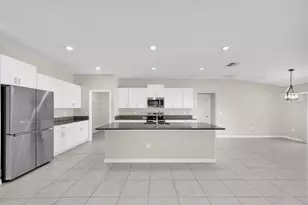 1873 Colding Dr, Ruskin, FL 33570 - Photo 11