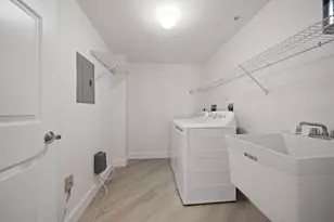 670 Island Way, Clearwater Beach, FL 33767 - Photo 23